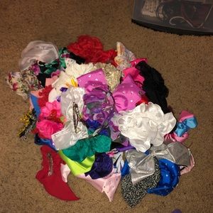 63 Hair Bows